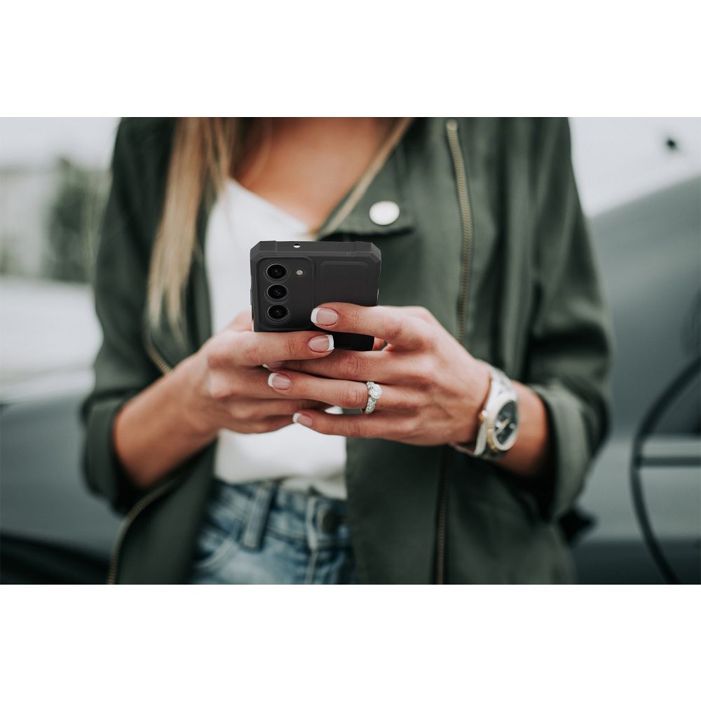 HEAVY DUTY Zadný kryt pre Motorola Moto Edge 40 Pro - čierny
