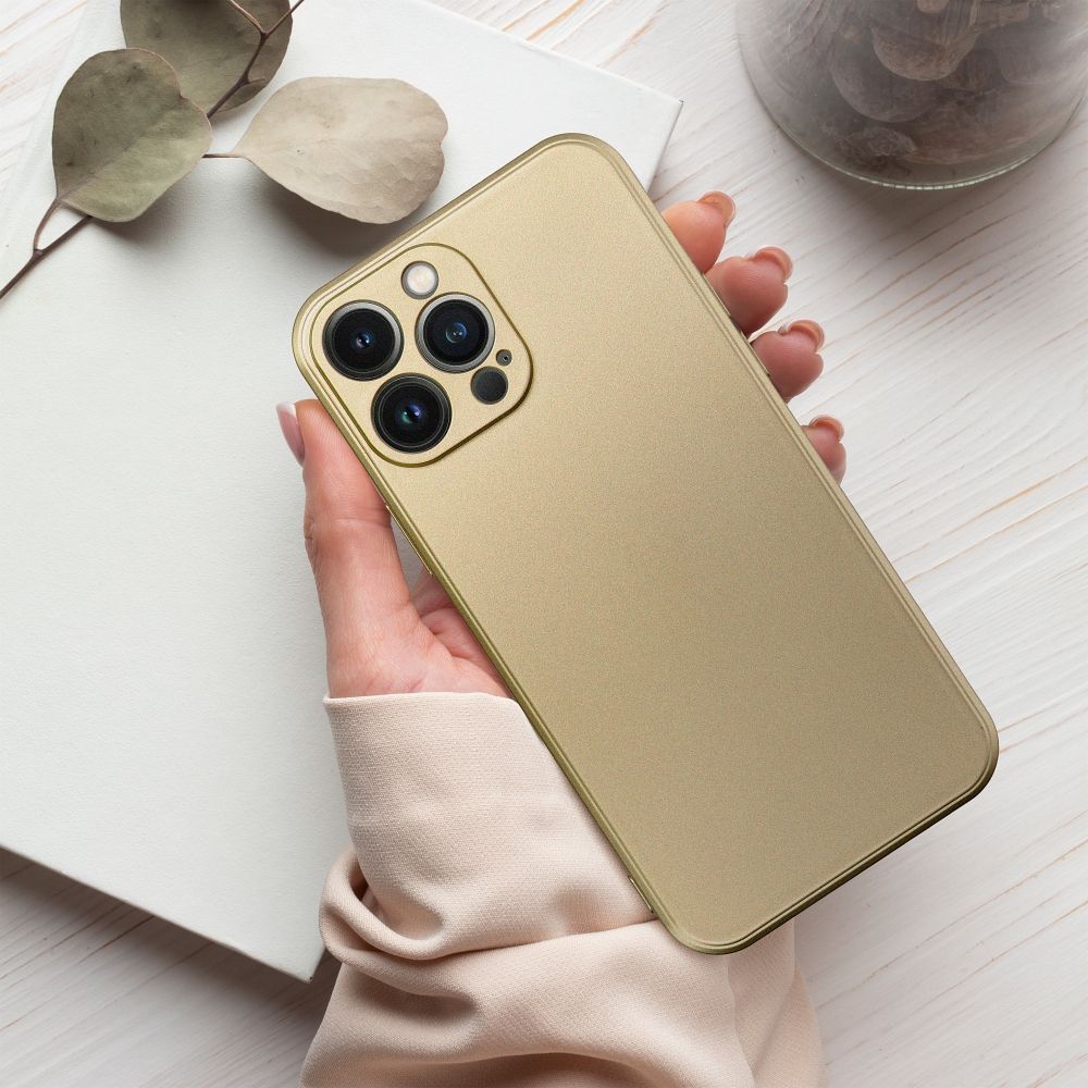 METALICKÉ puzdro Apple iPhone 16 zlaté