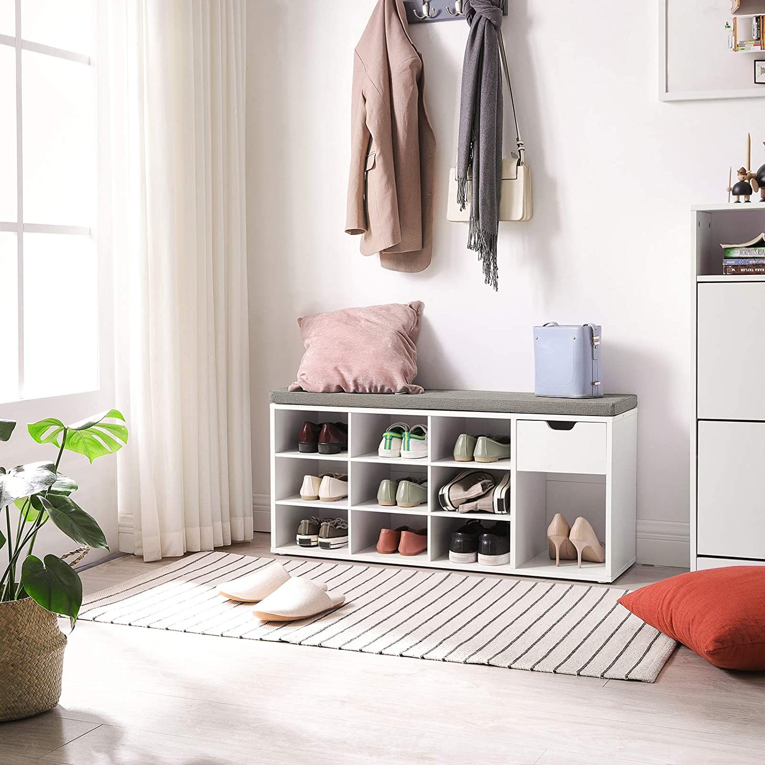 Skrinka na topánky so sedadlom - LHS24W01