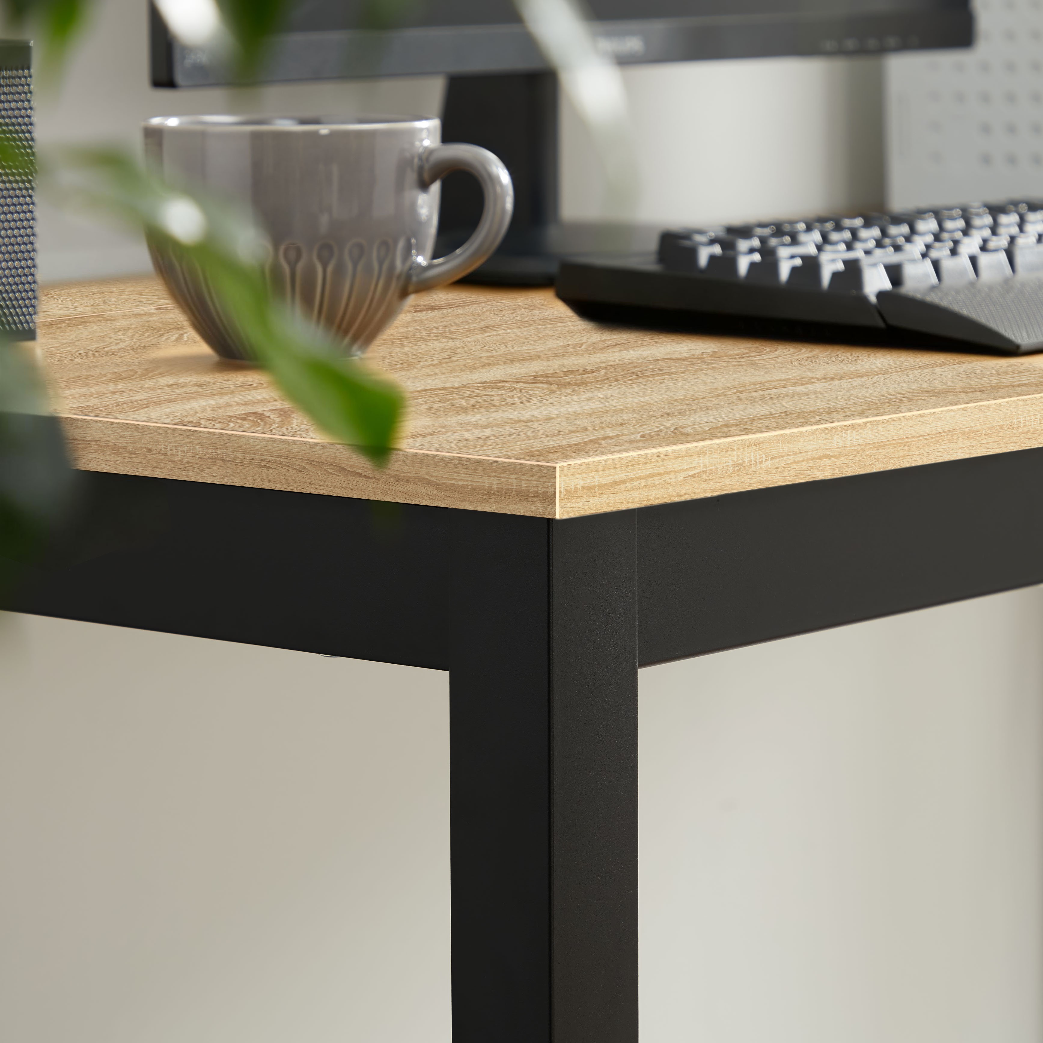 Stôl TESSA 120 cm x 60 cm - dub sonoma / čierne nohy